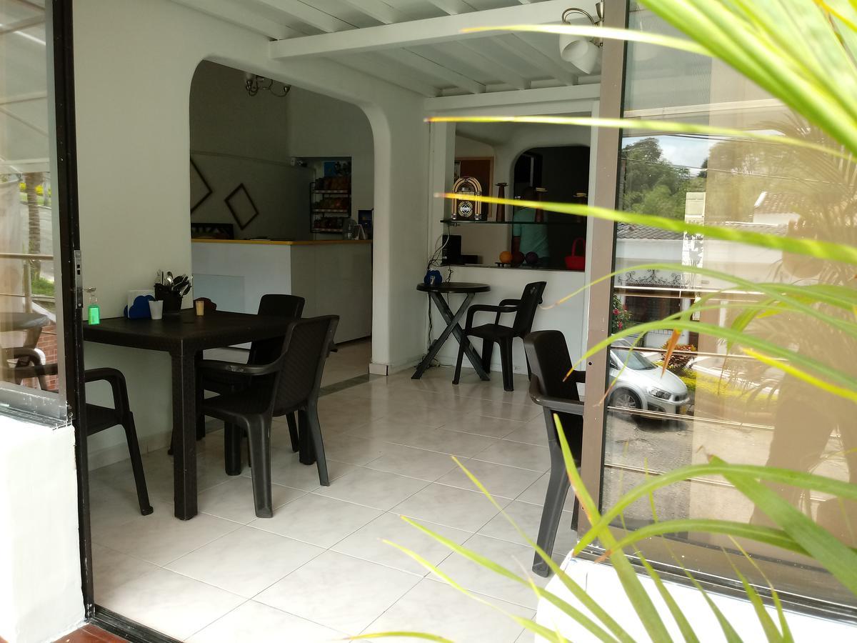 Hotel Yellow Maraya, Pereira Extérieur photo
